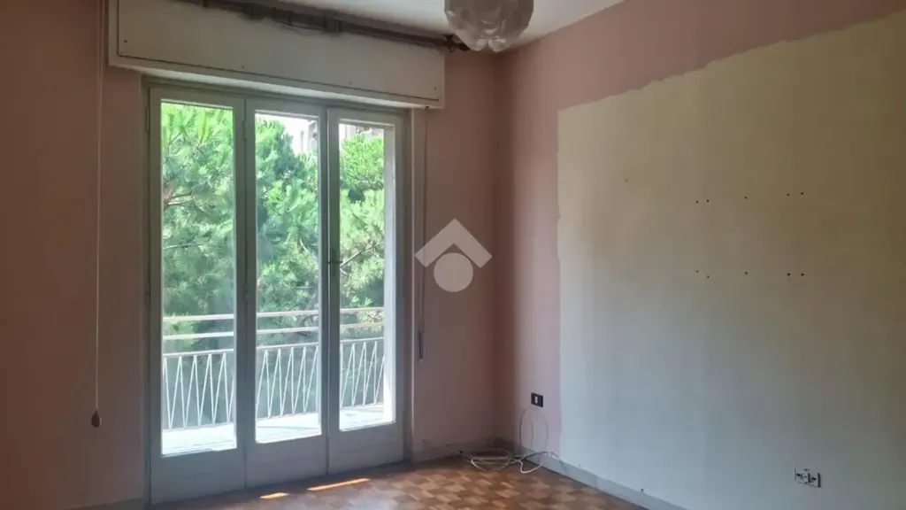 Pièces - Apartment with Balcony in Savona