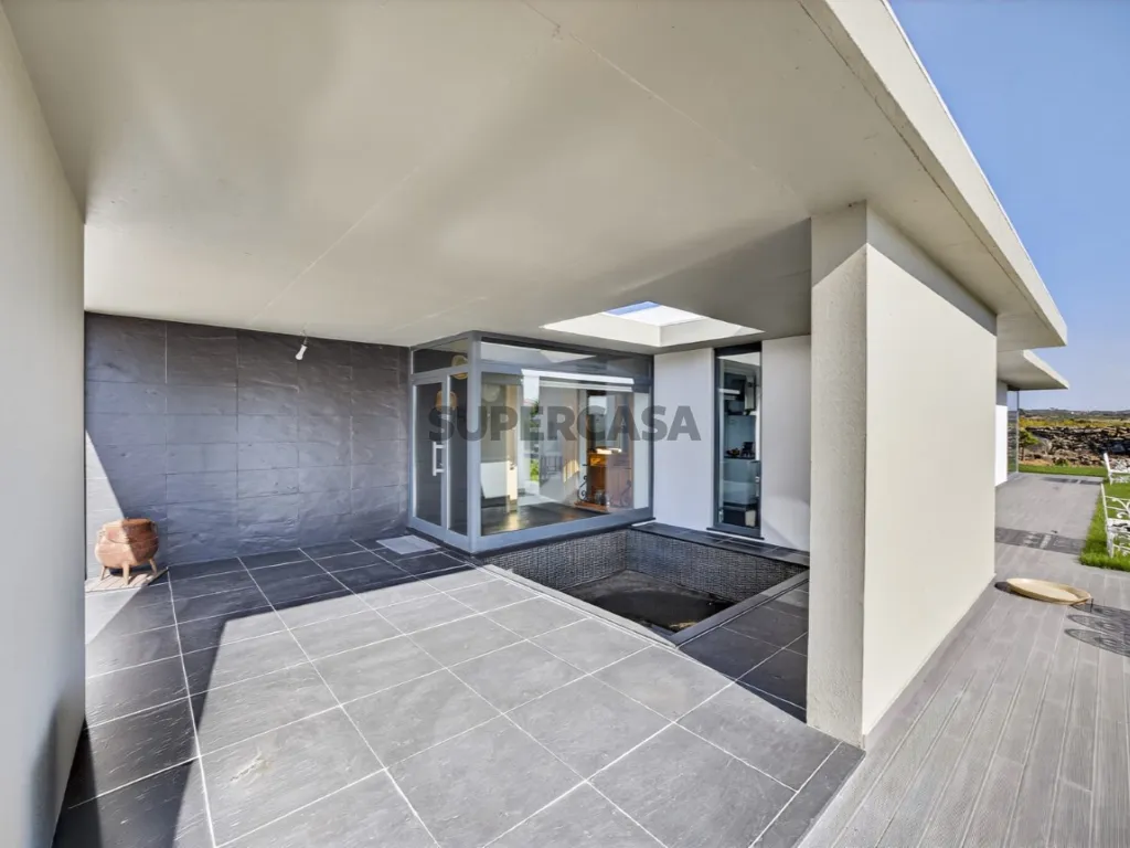 Terrasse - Modern Villa with Industrial Design in Assafora