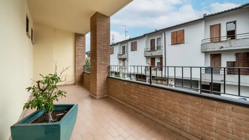 Balcon - Villa with Private Garden in Quattro Castella