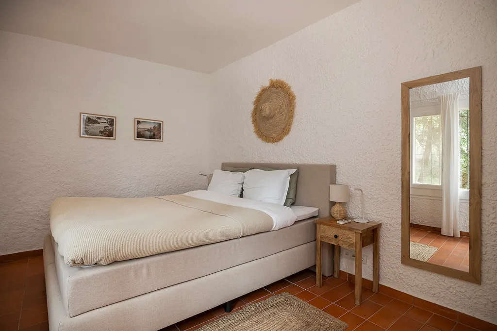 Chambres - Renovated Villa with Sea View in Vall-Llobrega
