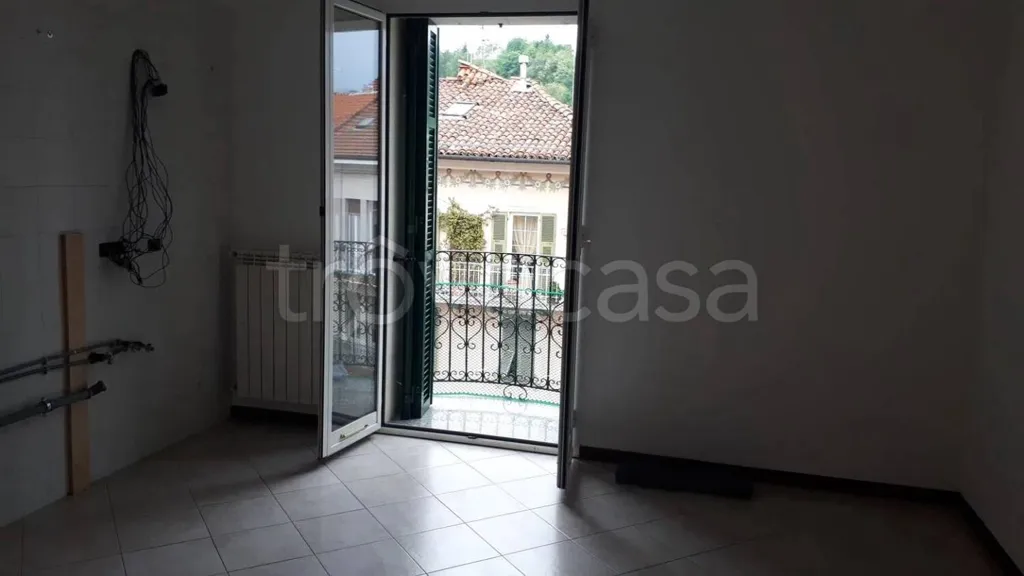Stanze - 3-Bed Apartment with Balcony in Millesimo