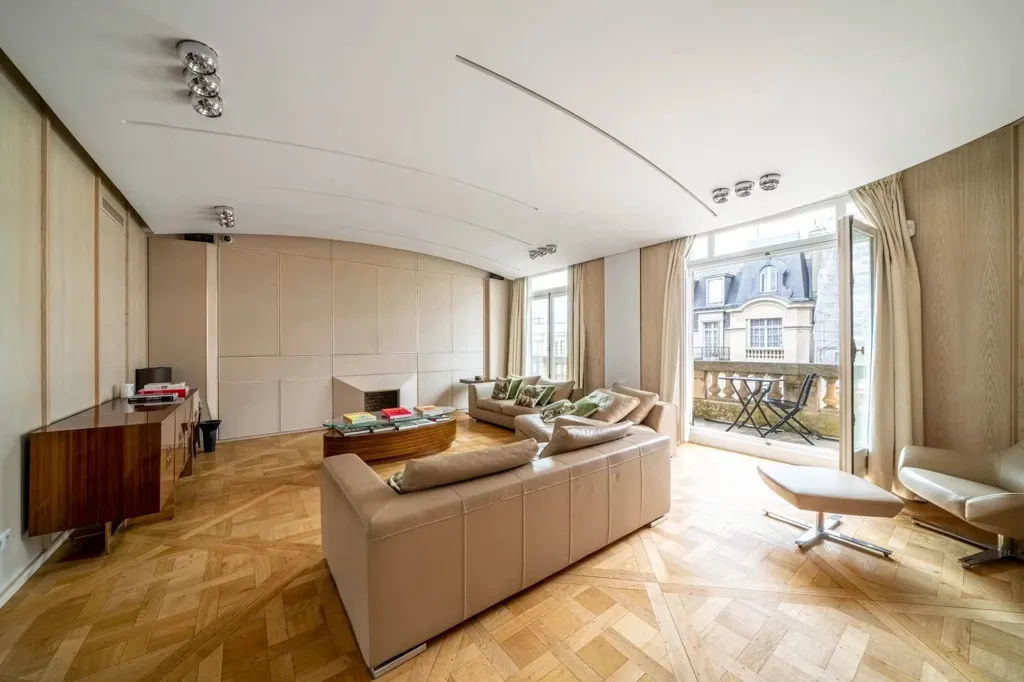 Elutuba - Haussmannian Penthouse with Balcony in Paris 16