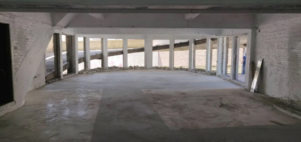 Garage - Bâtiment Commercial Atypique sur la Nieuwe Graanmarkt à Bruxelles