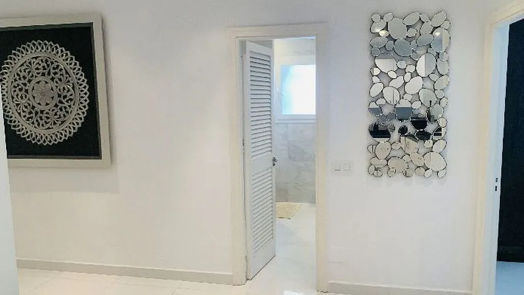 Hallway - Luxury Apartment with Pool in Puerto Banús