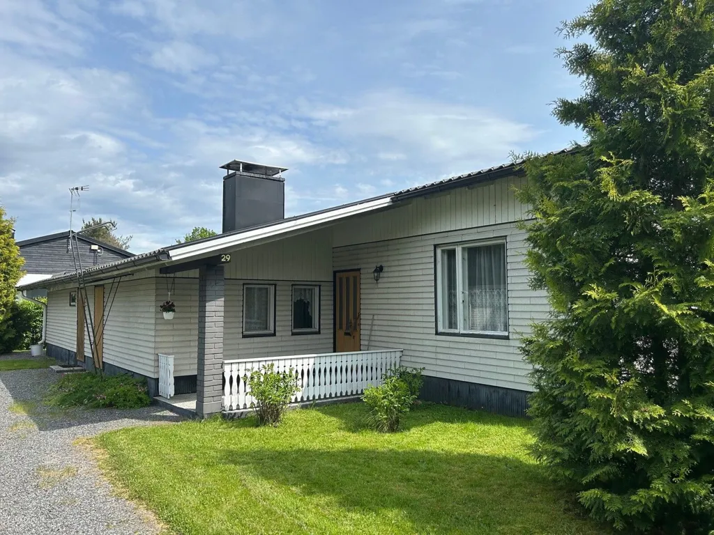 Välivaade - Two Detached Cottages with Garden in Toejoki, Pori