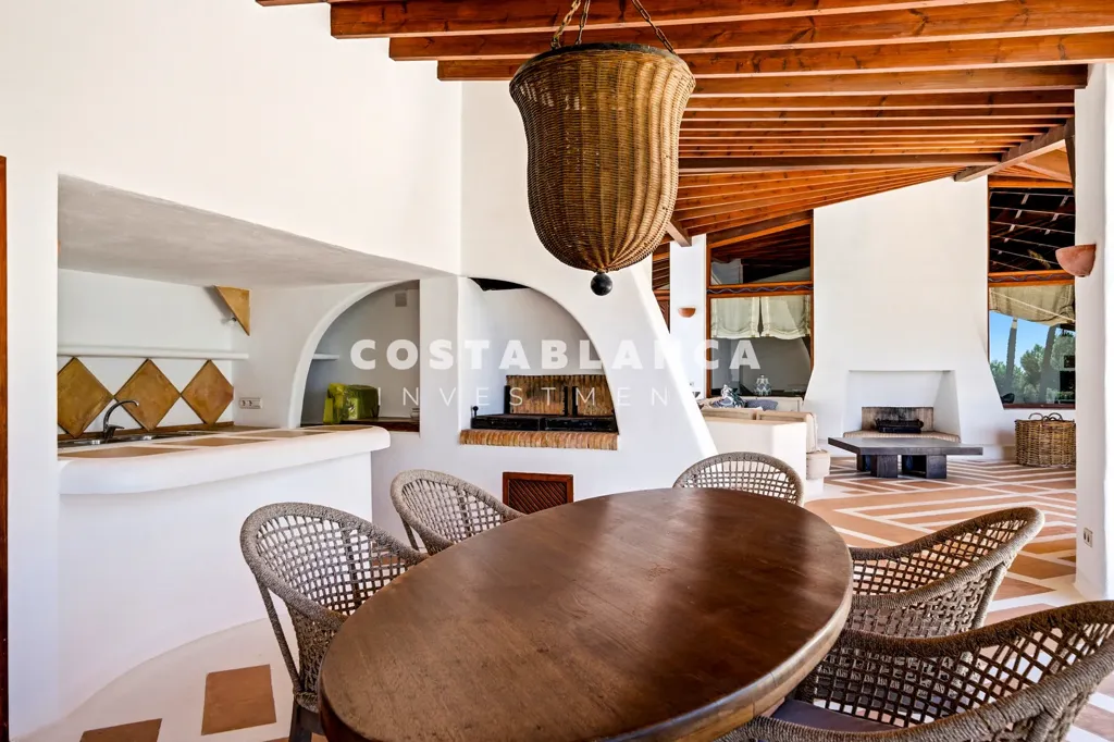 Salle à manger - First Line Villa with Sea Views in Altea Hills