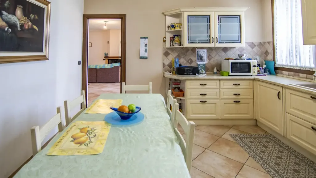 Salle à manger - Villa with Garden and Caminetto in Codevigo