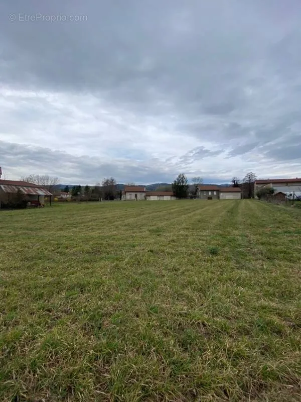 Aed - Plot with Garden in Champdieu