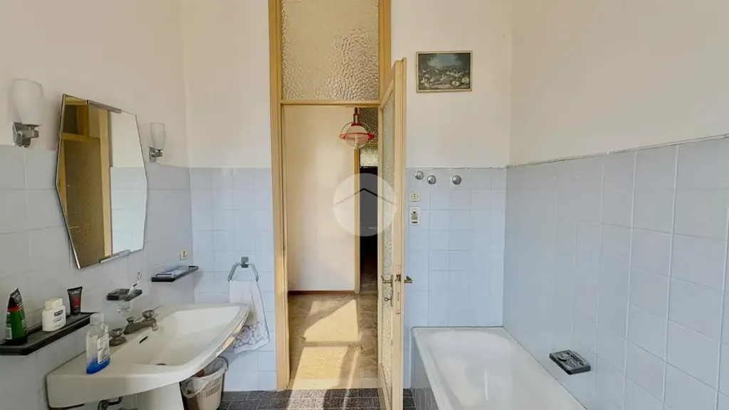 Salles de bain - Apartment with Garden in Clusane, Iseo