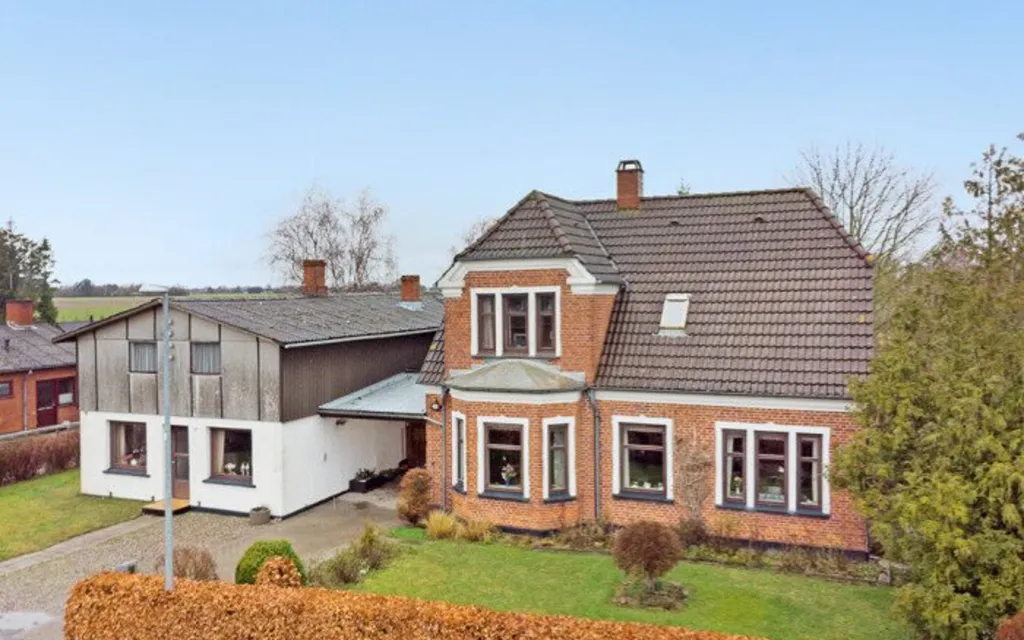 Vista aerea - Villa with Workshop in Dannemare