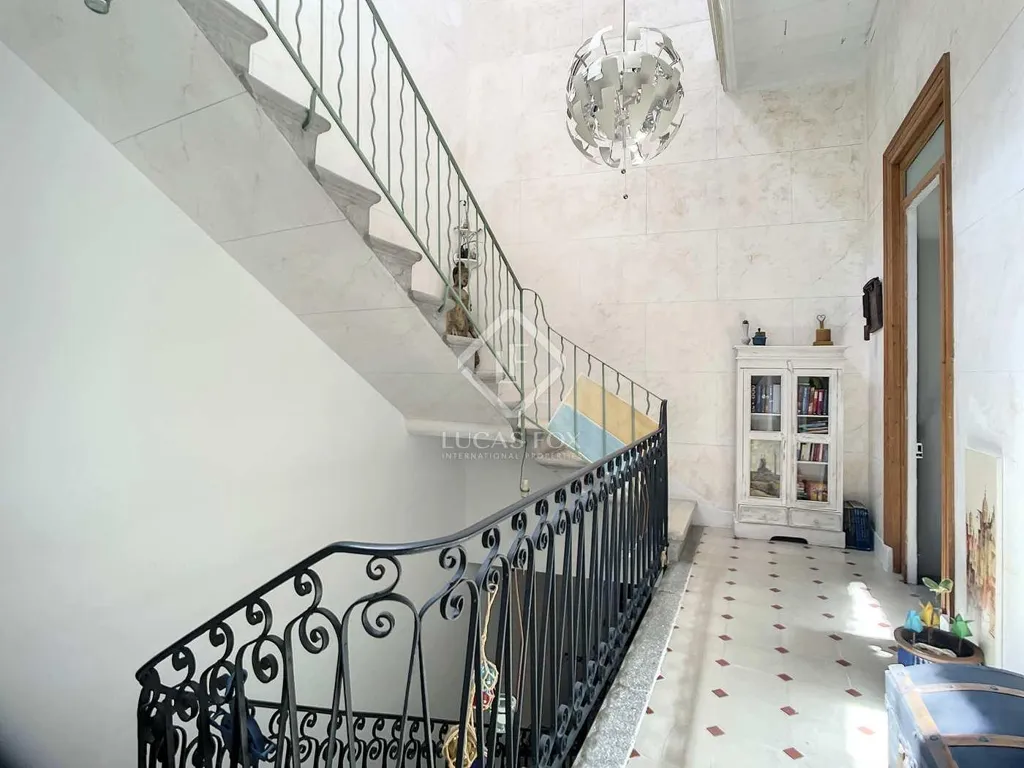 Stanze - Renovated Townhouse with Terraces in Mahón