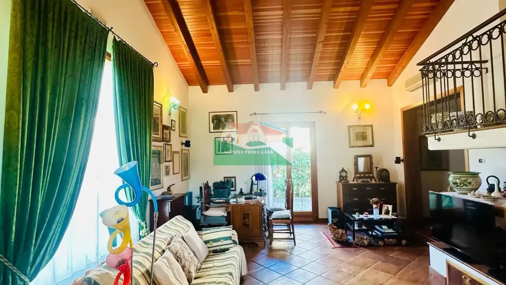 Séjour - Villa with Private Garden in Ravenna
