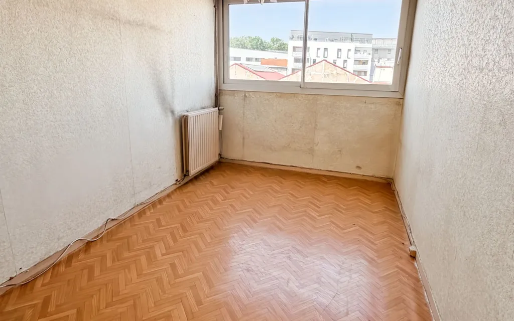 Pièces - Appartement T4 avec Terrasse à Aubervilliers