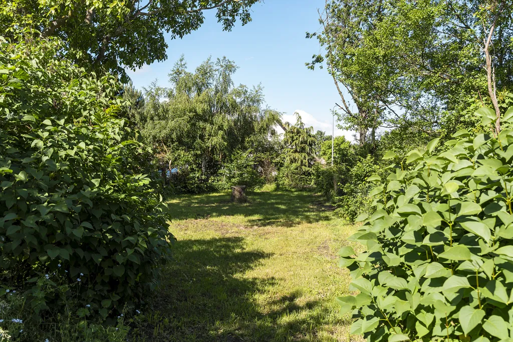 Jardin - Renovated Villa with Garden in Auderød