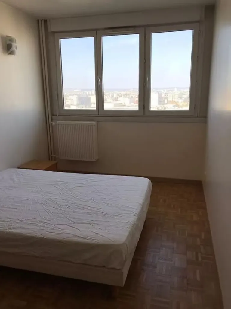 Camere da letto - Meubled 3-Bedroom Flat with Balcony in Courbevoie