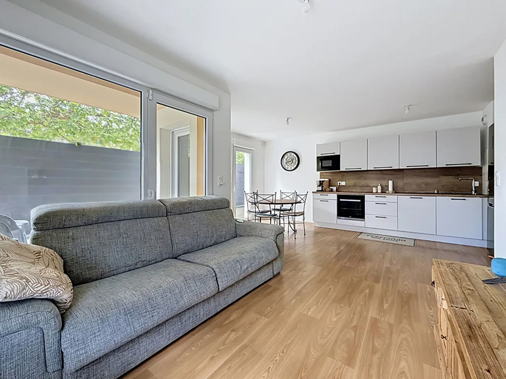 Séjour - Appartement PMR avec Jardin à Lucé