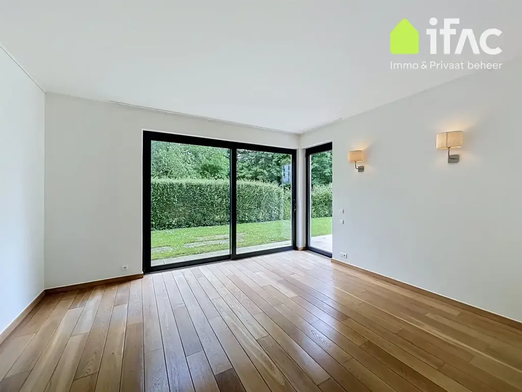 Séjour - Appartement de Plain-Pied avec Jardin Privé à Ukkel