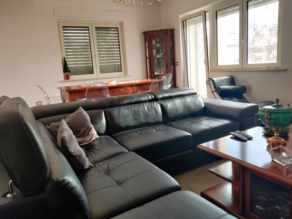 Séjour - Rustic Villa with Solar Panels in Manfredonia