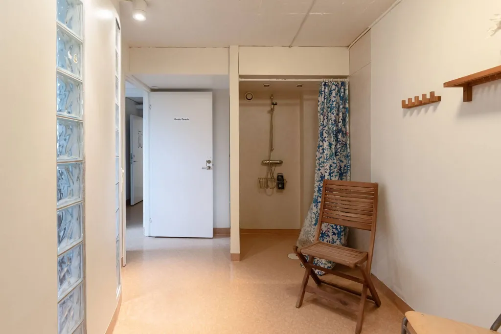 Entrée - Apartment with Balcony in Restalundsvägen