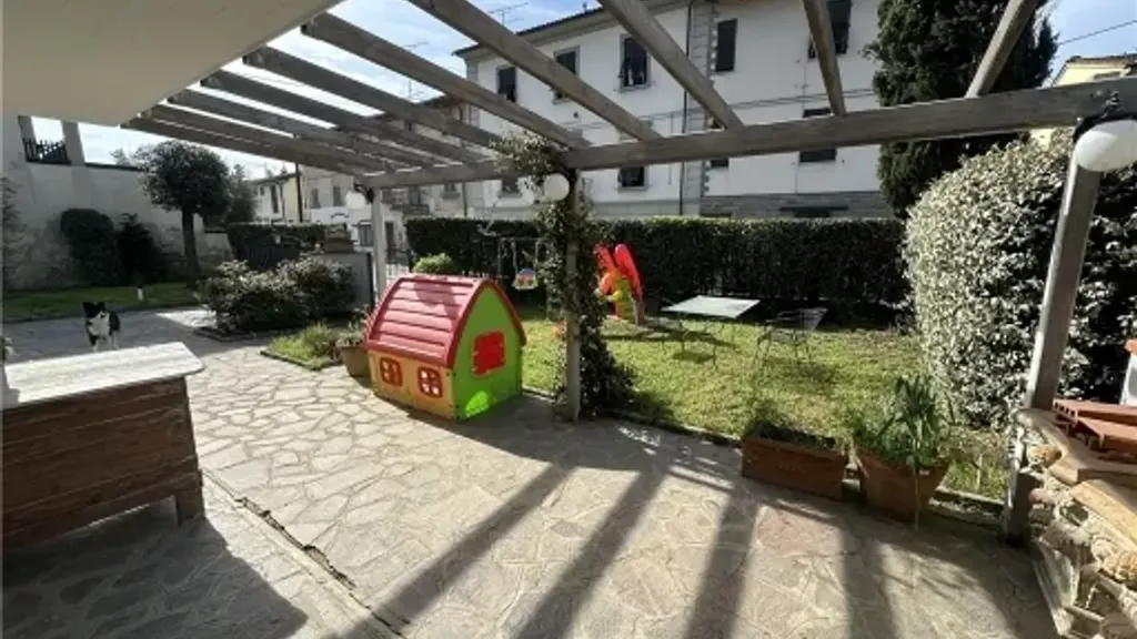Giardino - Rustic Villa with Private Garden in Lastra a Signa
