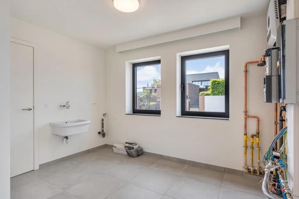 Bagni - Eco-Friendly House with Solar Panels in Hageland