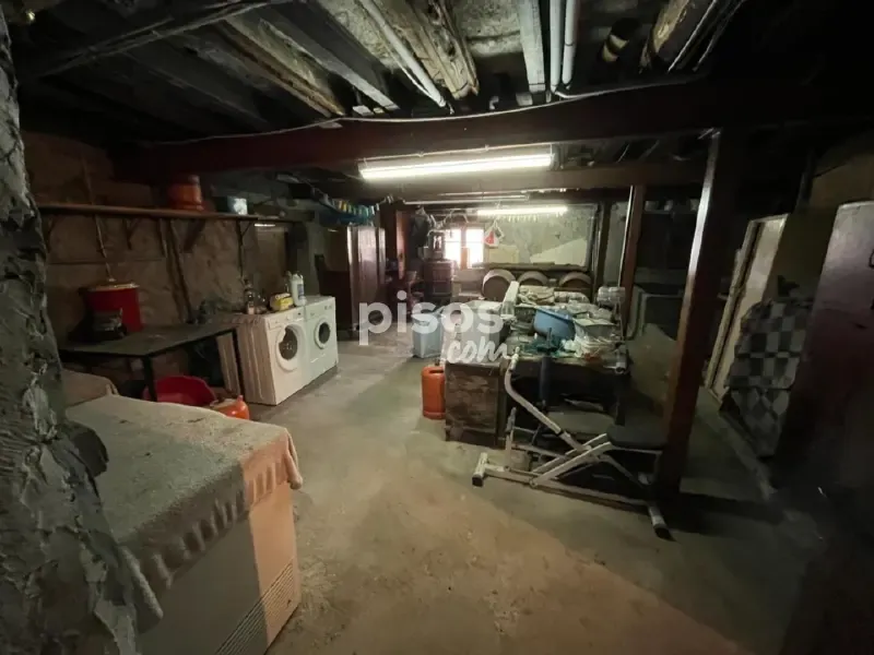 Garage - Maison 4 chambres à ES