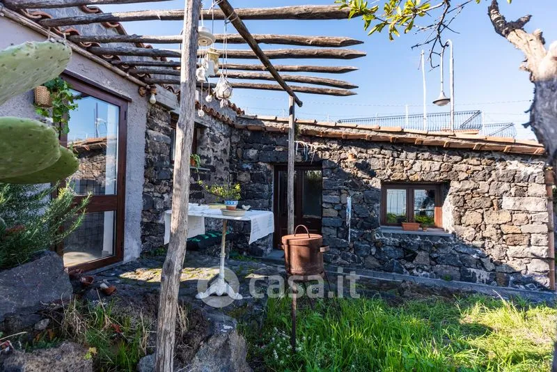Garden - Rustic Cottage with Sea View in Acireale