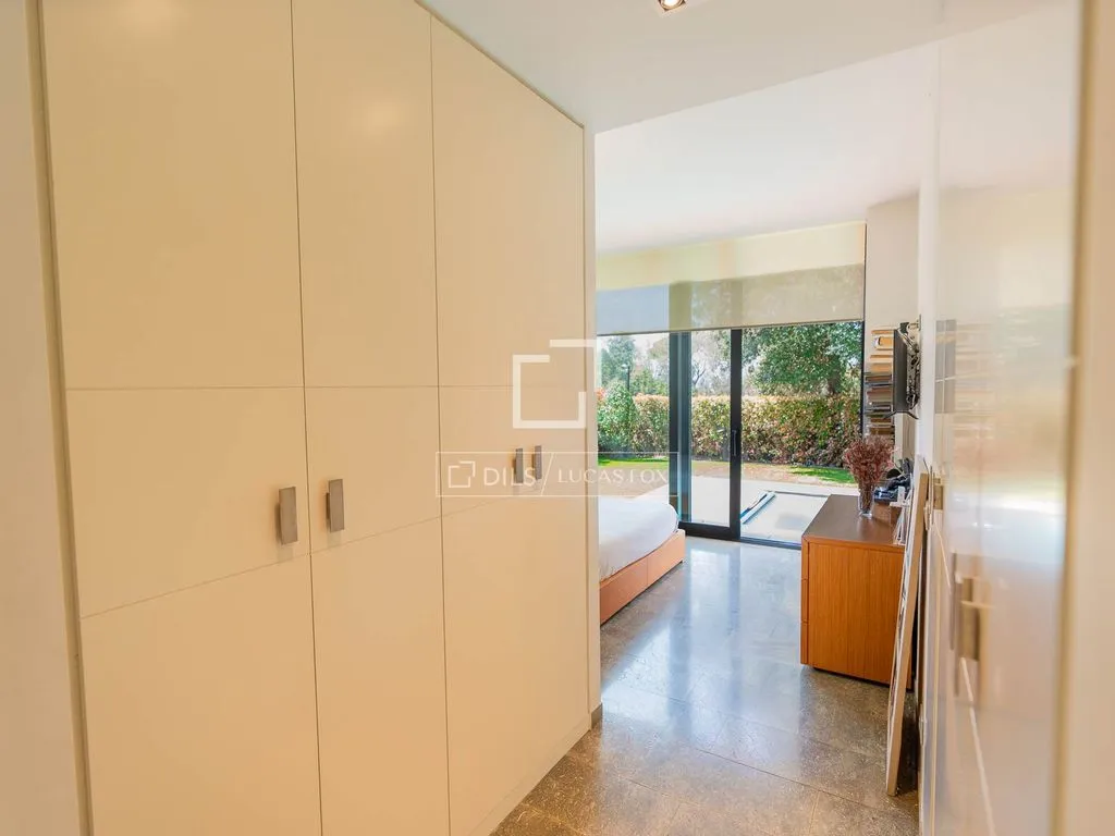 Toad - Luxury Villa with Pool in Girona