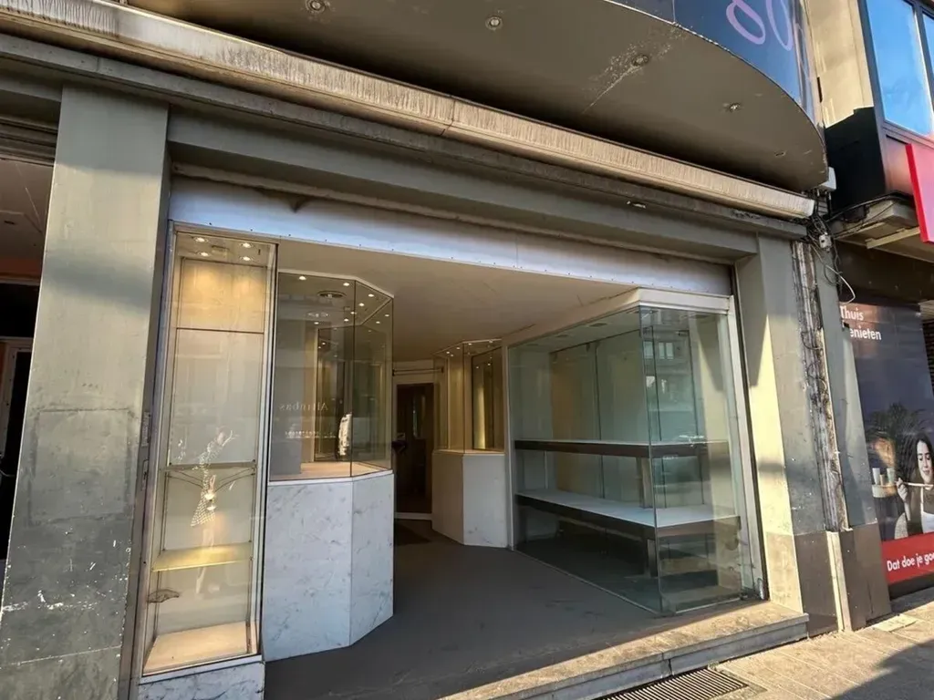 Extérieur - Local Commercial sur Bredabaan à Merksem