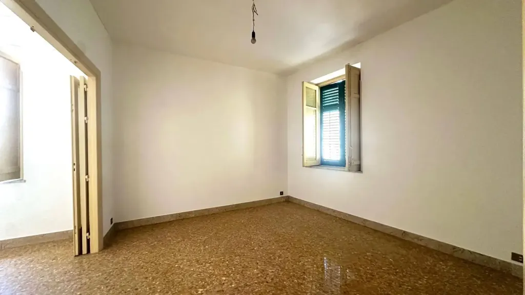 Pièces - 9-Room Apartment in Palermo's Historic Centre