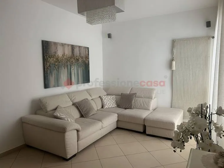 Séjour - Refurbished Apartment with Double Exposure in Grottaglie