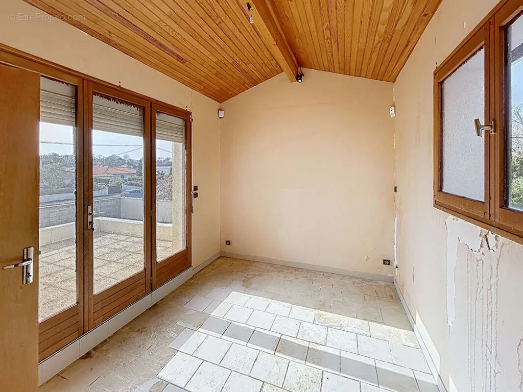 Terrasse - Ensemble Immobilier avec Local Commercial à Pessac