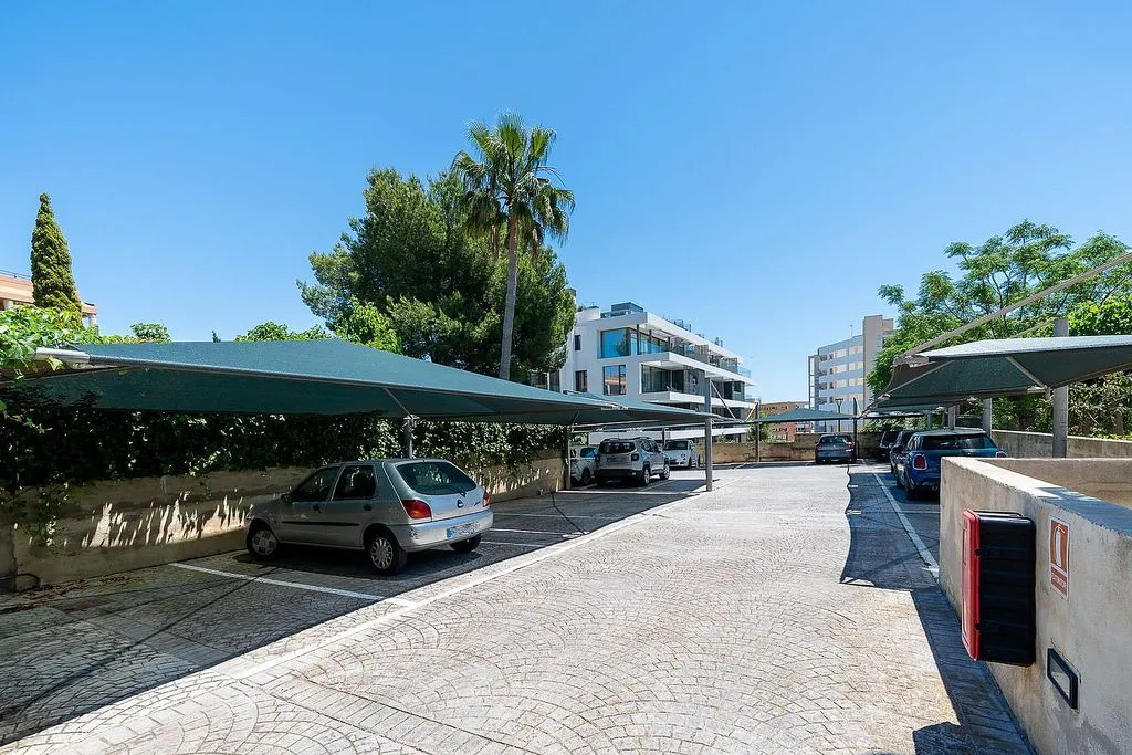 Exterior - 1-Bed Apartment with Pool in Cala Major