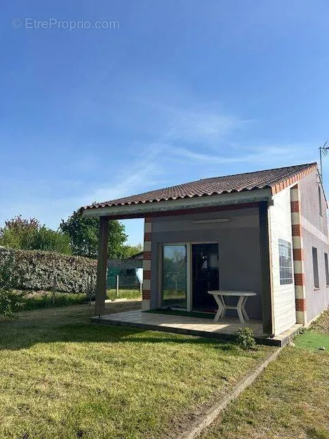 Välivaade - House with Balcony in Soulac-sur-Mer