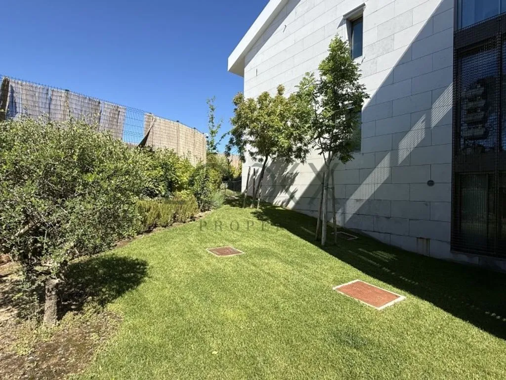 Jardin - Luxury Apartment with Pool in Monte Estoril