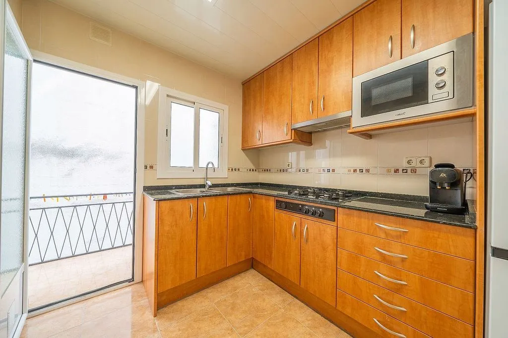 Köök - Apartment with Terrace in Centre Pineda de Mar