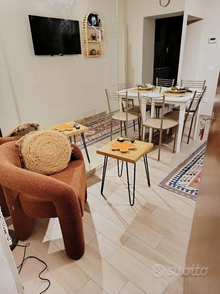 Séjour - Rearranged Apartment in Viale Cavour
