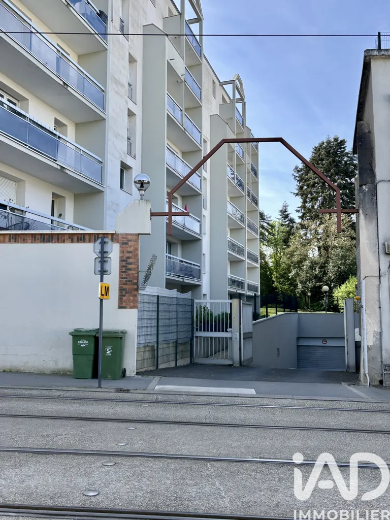 Extérieur - Appartement 2 Pièces avec Balcon au Quartier Madeleine