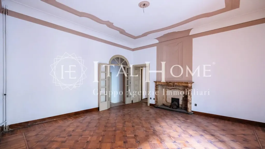 Elutuba - Noble Apartment with Balcony in Bergamo