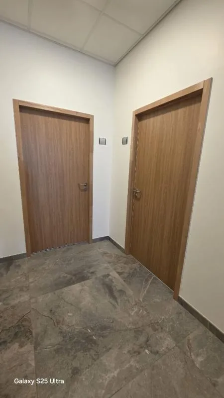 Entrée - Centre d'Affaires Neuf au Parc Alata