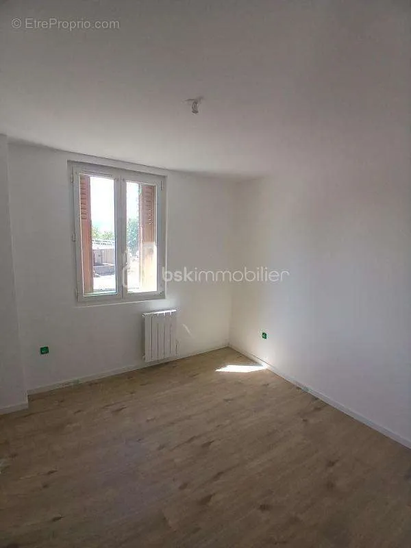 Pièces - Appartement Duplex Neuf en Rez de Jardin à Saint-Claude