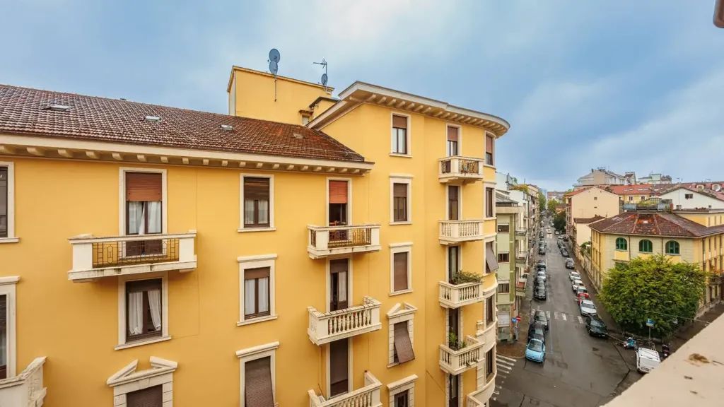 Balcon - Period Apartment with Balcony in Turin