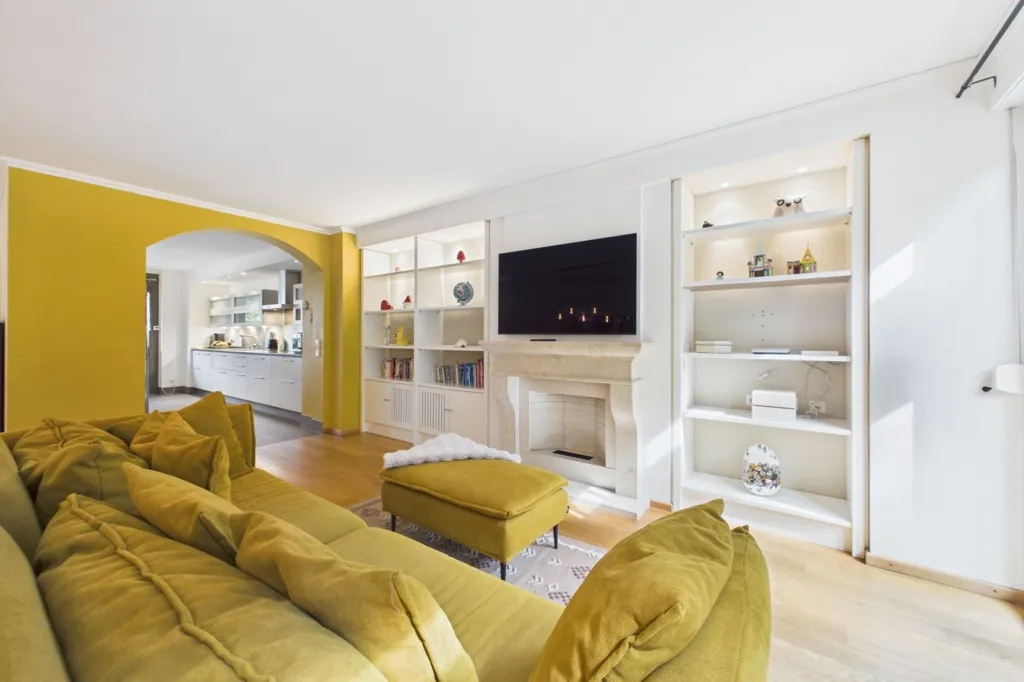 Elutuba - 3-Bedroom Apartment with Garden in Itzig