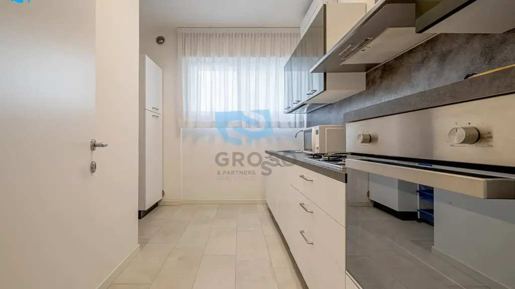 Cuisine - Seafront Apartment with Private Beach in Jesolo