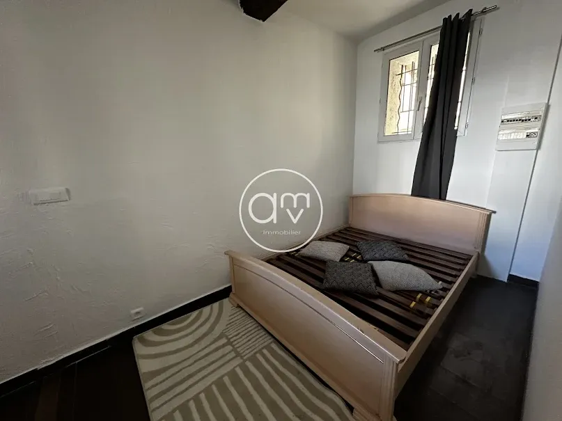 Bedrooms - Furnished Flat in Saint-Roch, Toulon