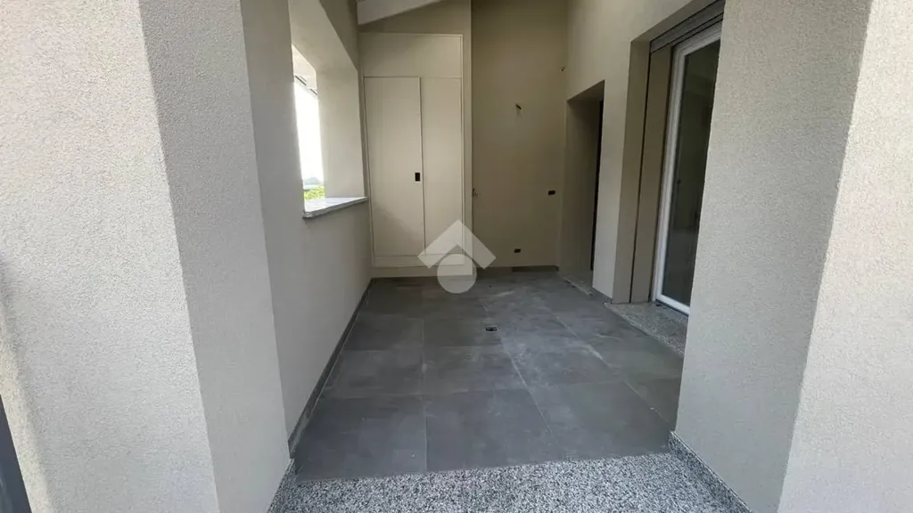 Ingresso - Appartamento con terrazzo e box a Vaprio D'Adda
