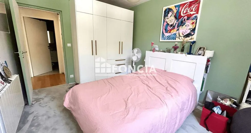 Camere da letto - Artist's Studio with Cathedral View in Chartres