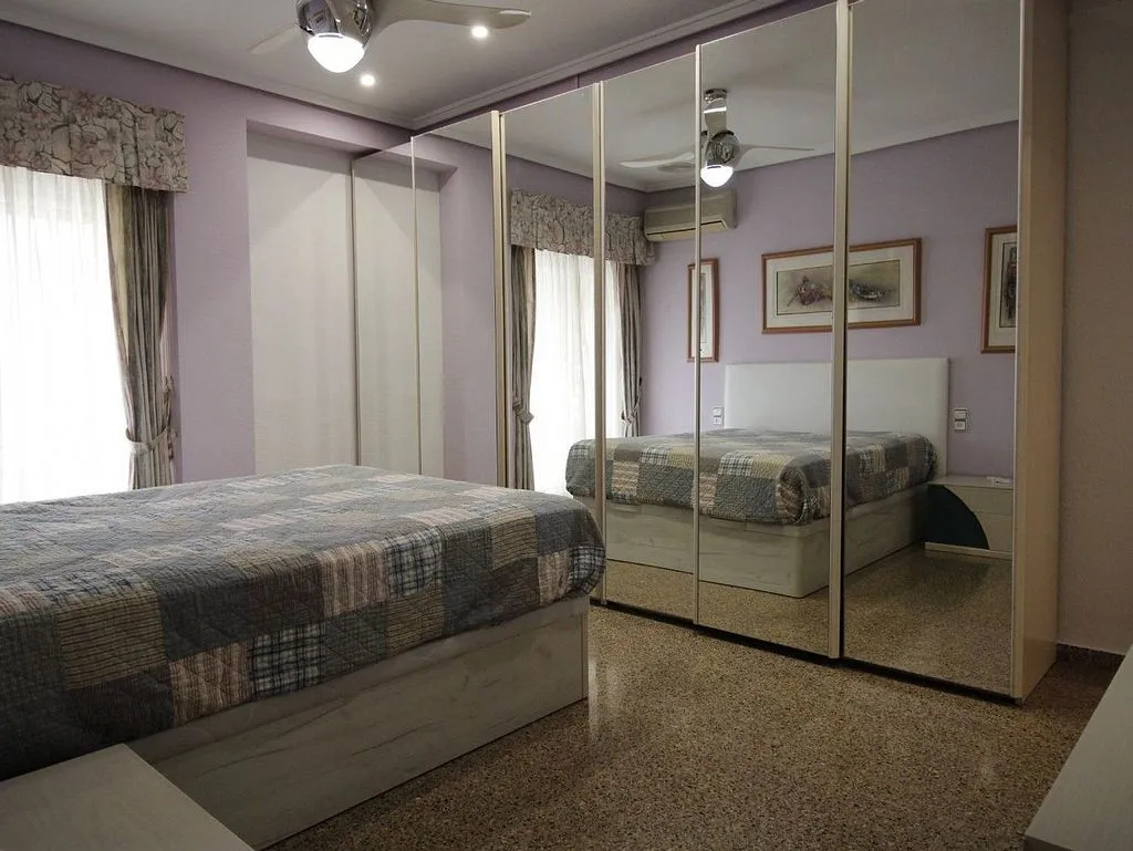 Magamistoad - Spacious Apartment with Balcony in Corte Ingles