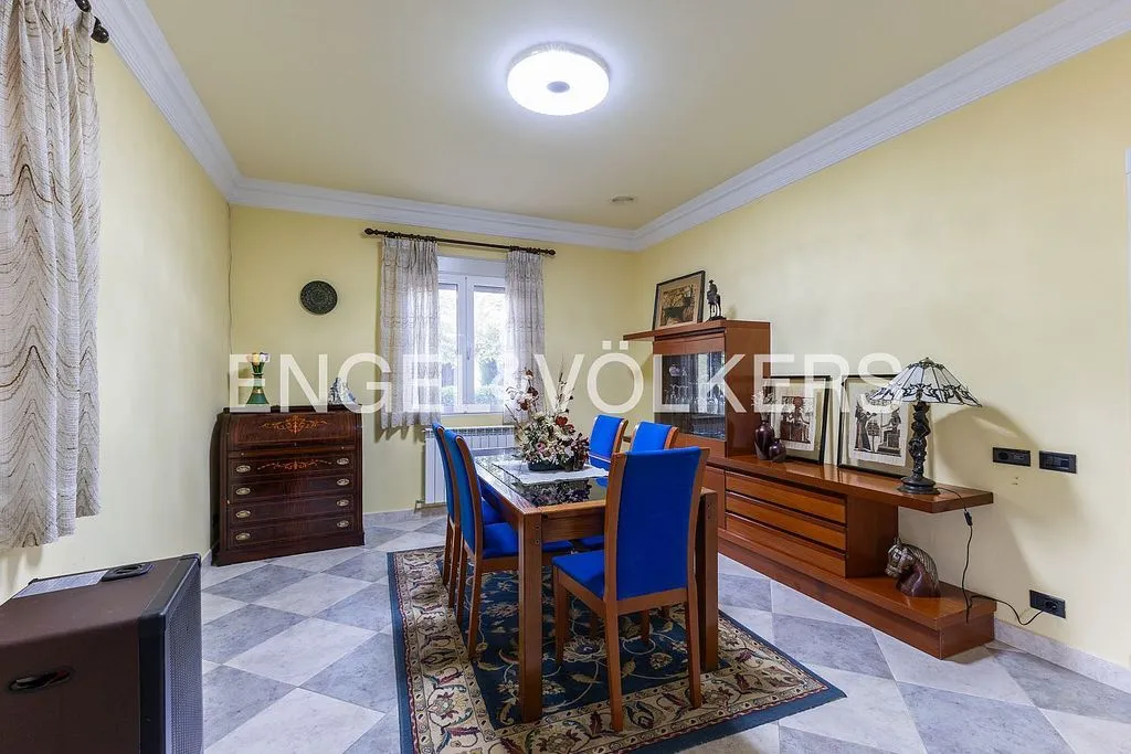 Söögituba - Equestrian Estate with Pool in Enguera