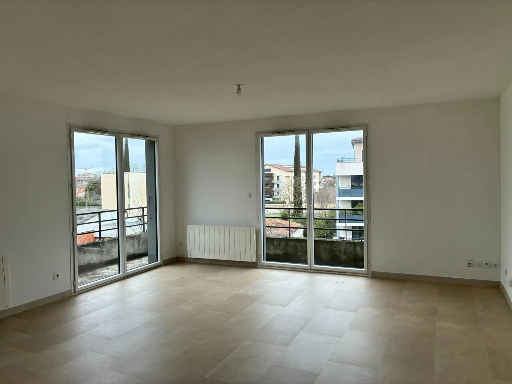 Pièces - Appartement Rénové avec Balcon à Blagnac